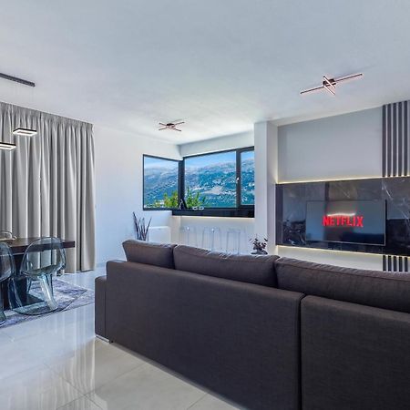 Odyss Residence อิโออันนินา ภายนอก รูปภาพ